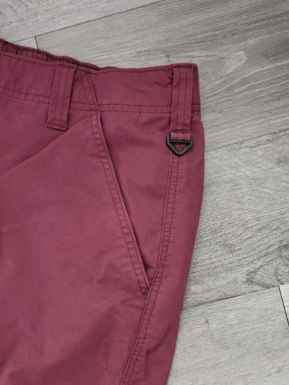 Wrangler Outdoors Flat Front Shorts 4 Pocket D-Ring Maroon Mens Size 34 - Picture 5 of 15